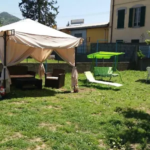 porzione-di-villa-indipendente-con-giardino-a-2km-da-chiavari.hotelitalianriviera.com/